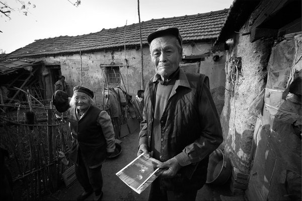 'Homeland Old Days': People and their lives in rural China