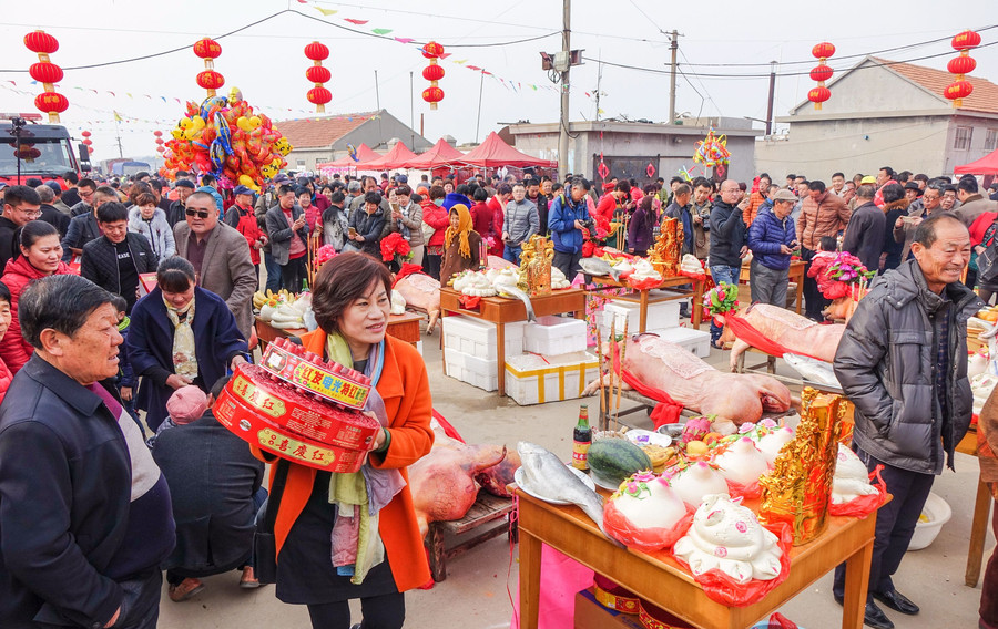 Fishermen mark sea ritual in E China's Shandong