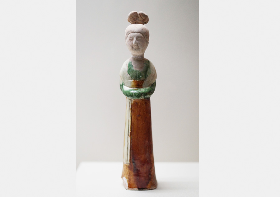 Pottery figurines showcase women's lives in ancient times