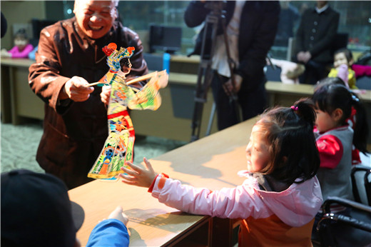 Shandong intangible cultural heritage classroom: Mount Tai shadow puppet play