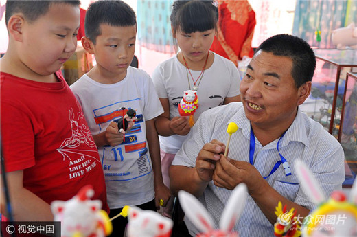 In pics: Yimeng dough figurines