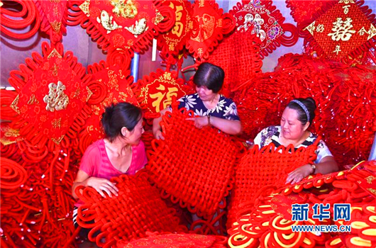 Elderly villagers go back to school in Shandong