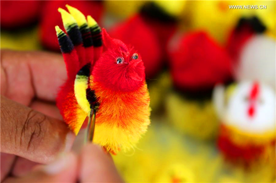 Intangible cultural heritage: velvet bird made in Shandong