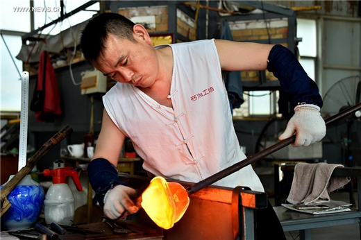 Colored glaze ornaments made in Zibo