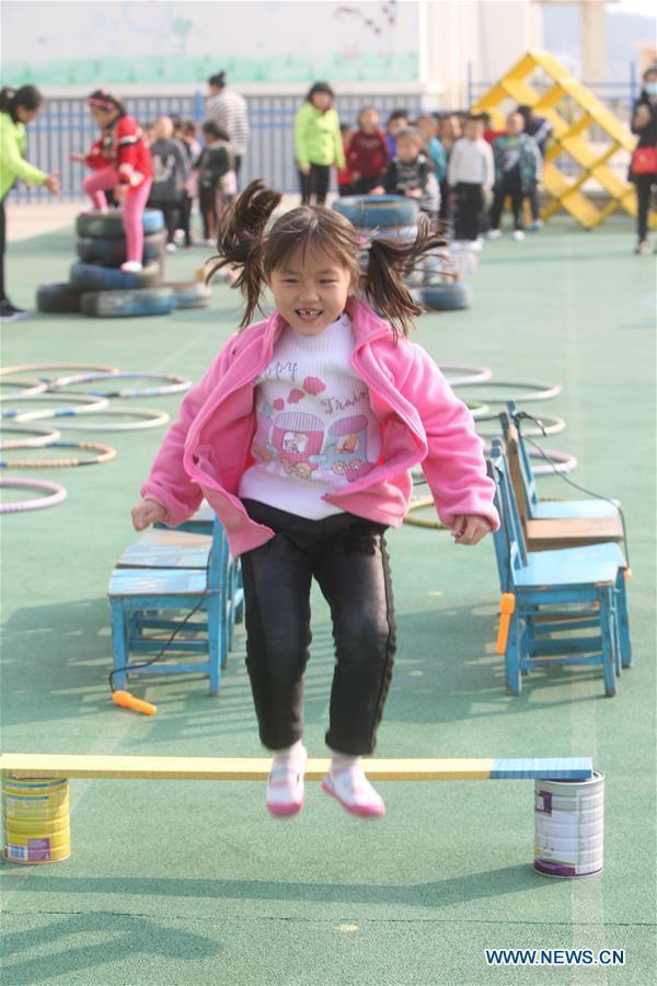 Children take part in amusing sports meeting in Yantai