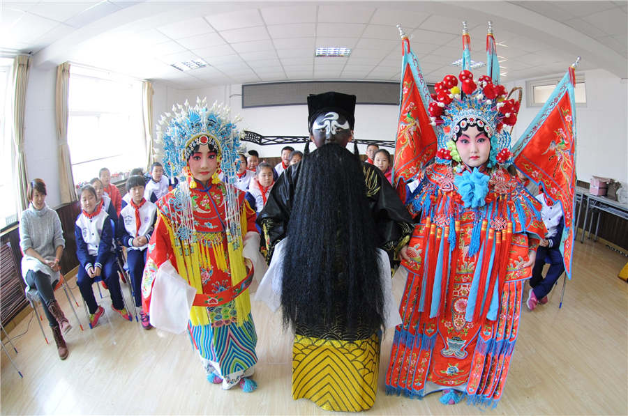 Peking Opera inherited in primary school