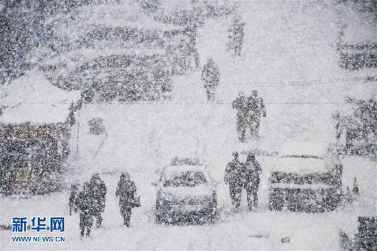 Yantai witnesses heavy snowfall