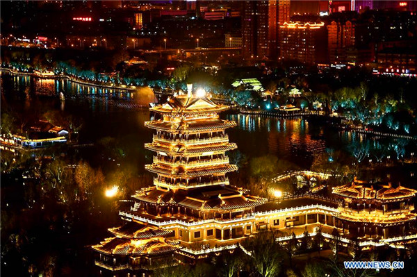 Night view of Daming Lake in Jinan, E China's Shandong