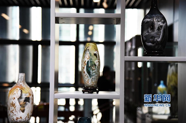 In pics: exquisite ceramics and colored glaze products exhibited in Zibo