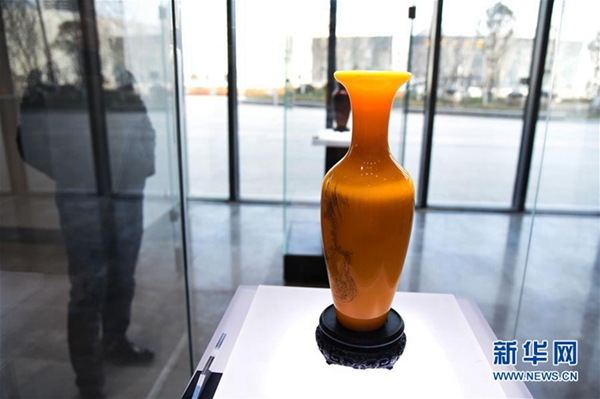 In pics: exquisite ceramics and colored glaze products exhibited in Zibo