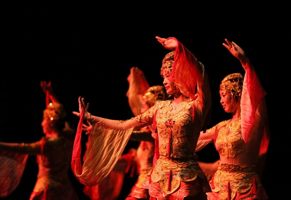 Jinan Acrobatic Troupe celebrates Chinese New Year in Wellington