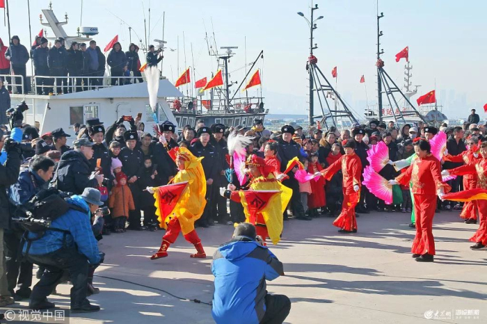 Fish Lantern Festival showcases coastal culture in Yantai