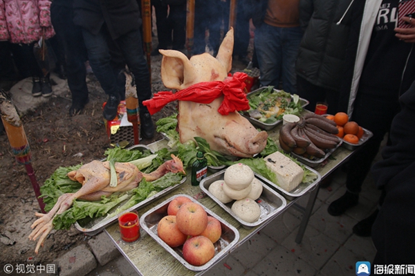 Yantai fishermen hold sacrificial ceremony to the sea