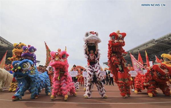 Dragon and lion dance competition held in Linyi