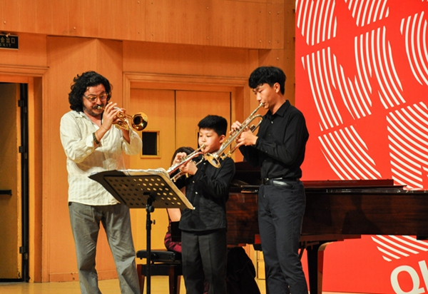 Wind music week opens in Qingdao