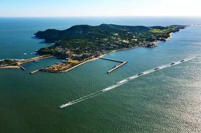 Weihai: a popular getaway in summertime