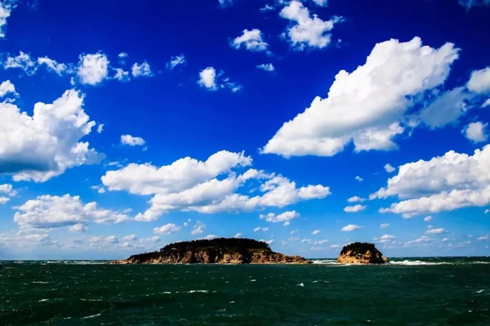 Weihai: a popular getaway in summertime