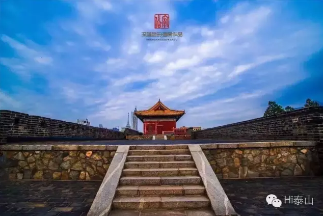 Local photographer documents beauty of Dai Temple