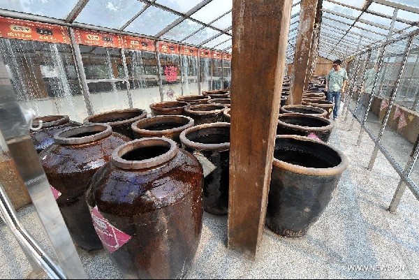 Museum displays tech of making Shanxi mature vinegar