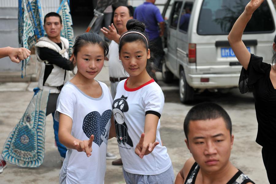 Puppet opera revitalized in Shanxi