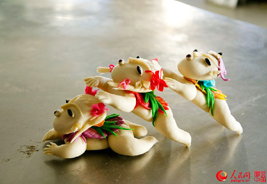 Folk dough figurines art in N China