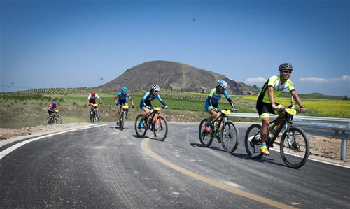 Major cycling event takes place in Datong