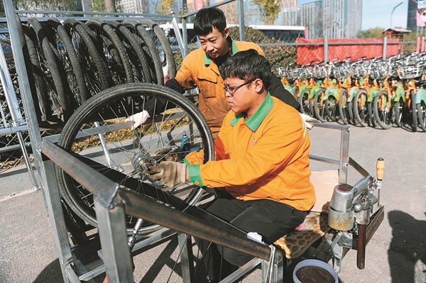 Inventions facilitate bike repairs