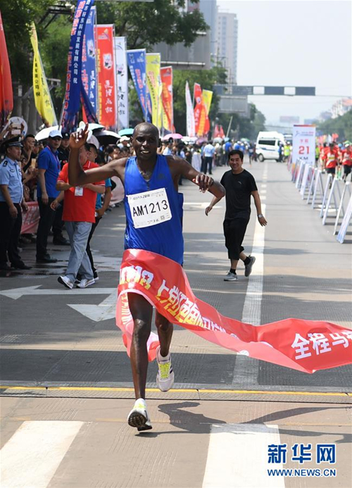 International marathon held in Changzhi county