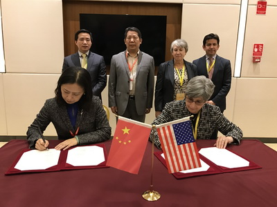 SXU co-founds Confucius Institute with UNCC