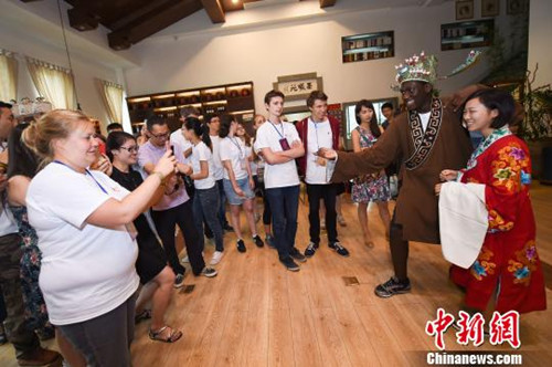 French students take part in exchange activities in Shanxi