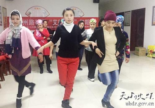 Dance training to gather ethnic residents in Urumqi