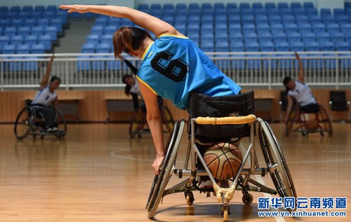 Yunnan women wheelchair basketball team trains in Kunming