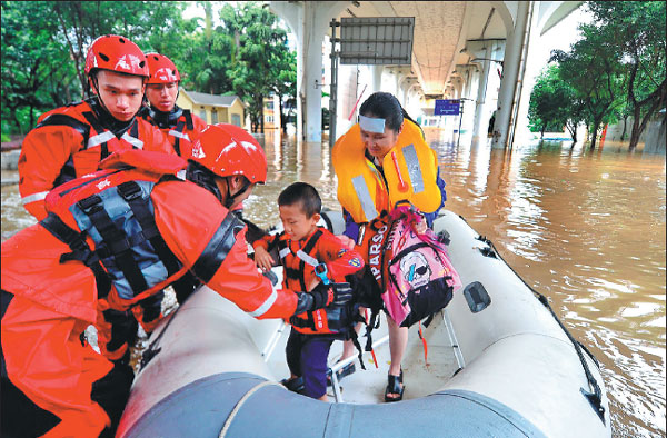 Reduced rainfall eases flood pressure