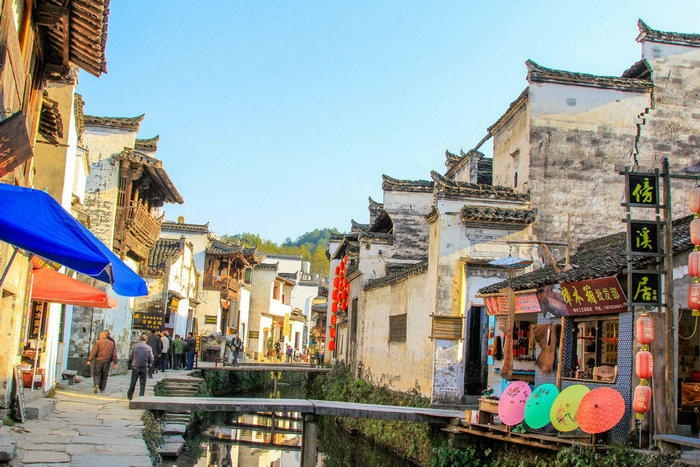 The pleasant pastoral life in Wuyuan