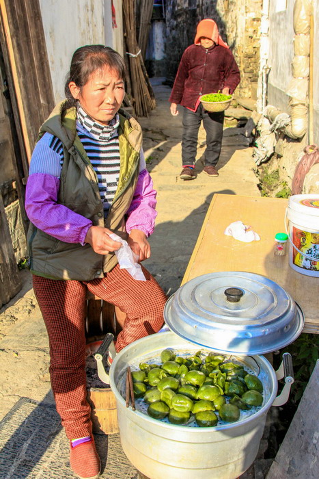 The pleasant pastoral life in Wuyuan