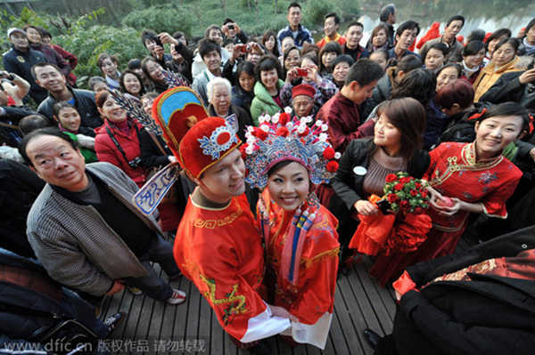 Hongbao dilemma: How much should you give?