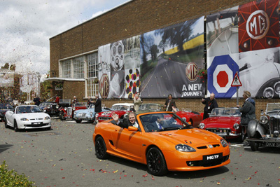 MG TF sports models roll of production line