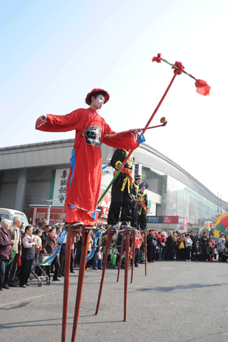 Intangible cultural heritage show in Jinan