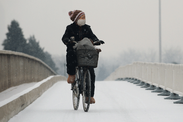 Beijing covered in snow