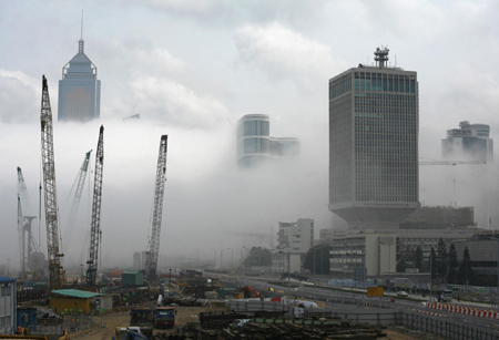 Dense fog shrouds Hong Kong