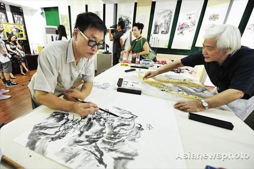 Hangzhou offers arts center for disabled