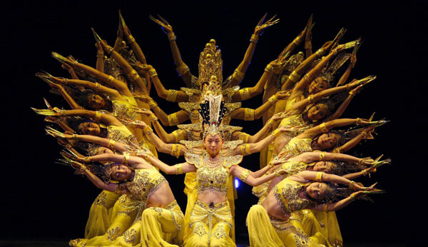 China art troupe perform in Sofia