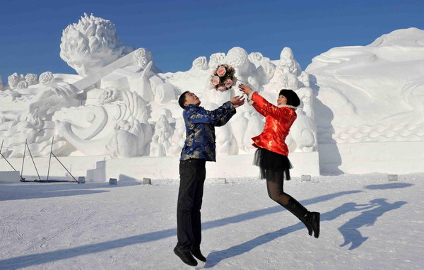 Warm hearts amid the ice at sub-zero wedding