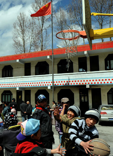 The joy of school for Tibetan pupils