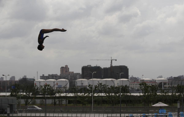 Shanghai to host swimming championships