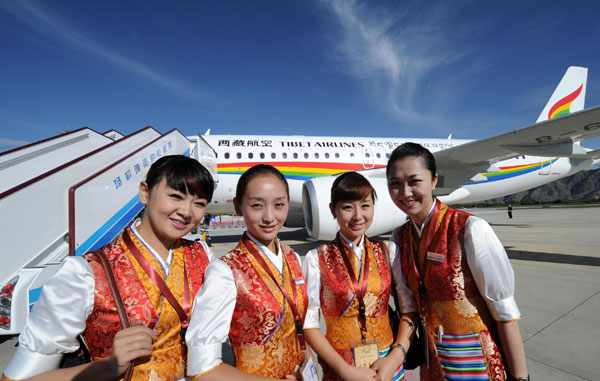 Tibet's first local-based airline jets off