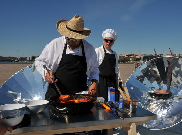 Restaurant food served up with sunshine