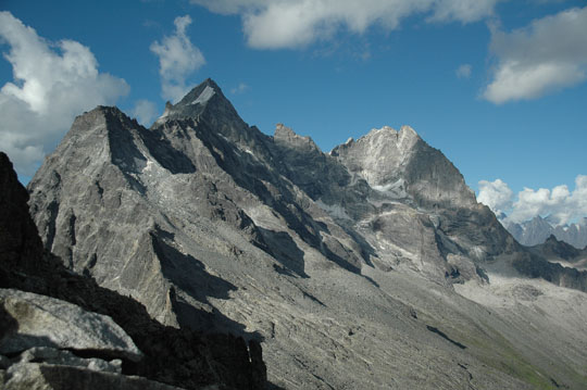 A live report on five climbers challenging a 5,062m peak