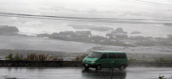 Typhoon Nanmadol hits Taiwan