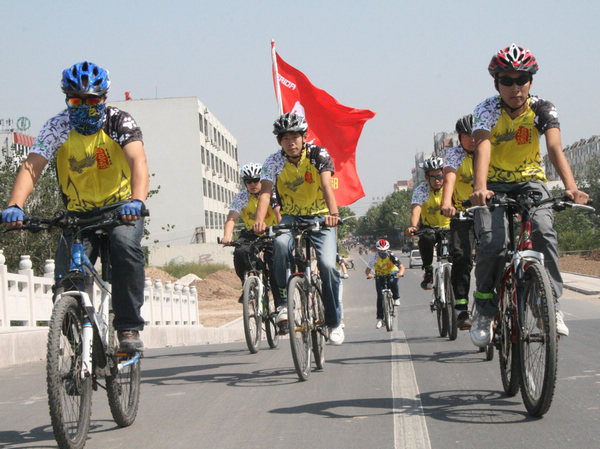 China embraces Car Free Day